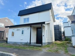 札幌市を専門　テンズホーム 全室6帖の4室♪2025年9月リフォーム完成♪