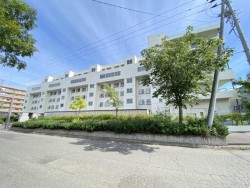 札幌市を専門　テンズホーム 【2025年10月末リフォーム完成予定】～専用庭のある華やかな暮らし～