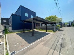 札幌市を専門　テンズホーム 【琴似2駅圏×3台駐車可】令和4年築4LDK◎無垢LDK×ランドリールーム