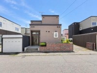 札幌市を専門　テンズホーム 全室6帖以上あるゆとりの4LDK♪新設エアコン＆ガレージ＆庭付きで叶える理想の暮らし♪